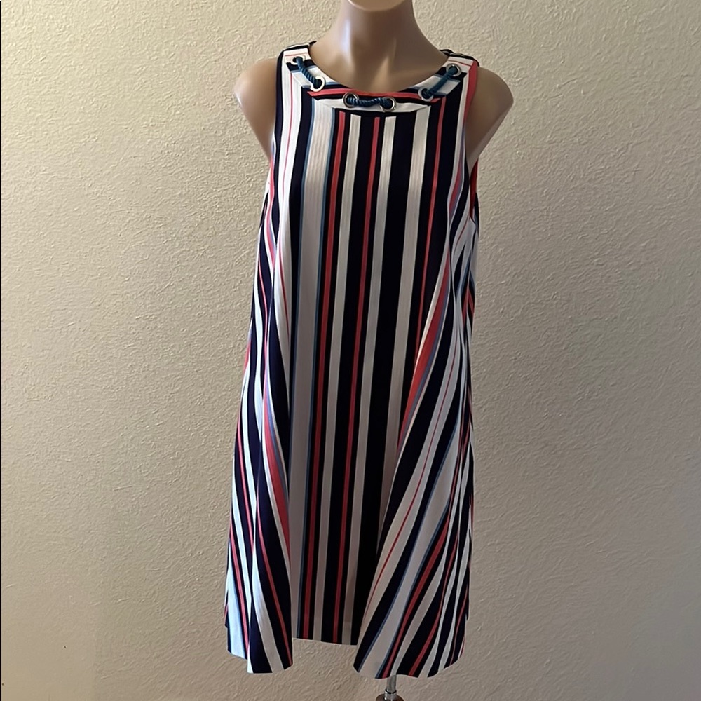 Striped Sleeveless Swing Dress - Multicolor